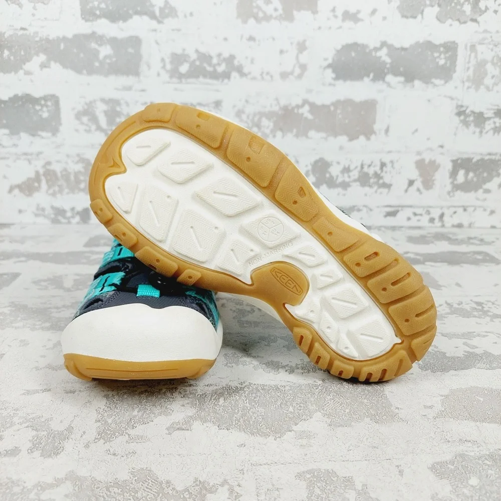KEEN Kids' Blue Gray Sandal - Secure Water-Ready Shoe